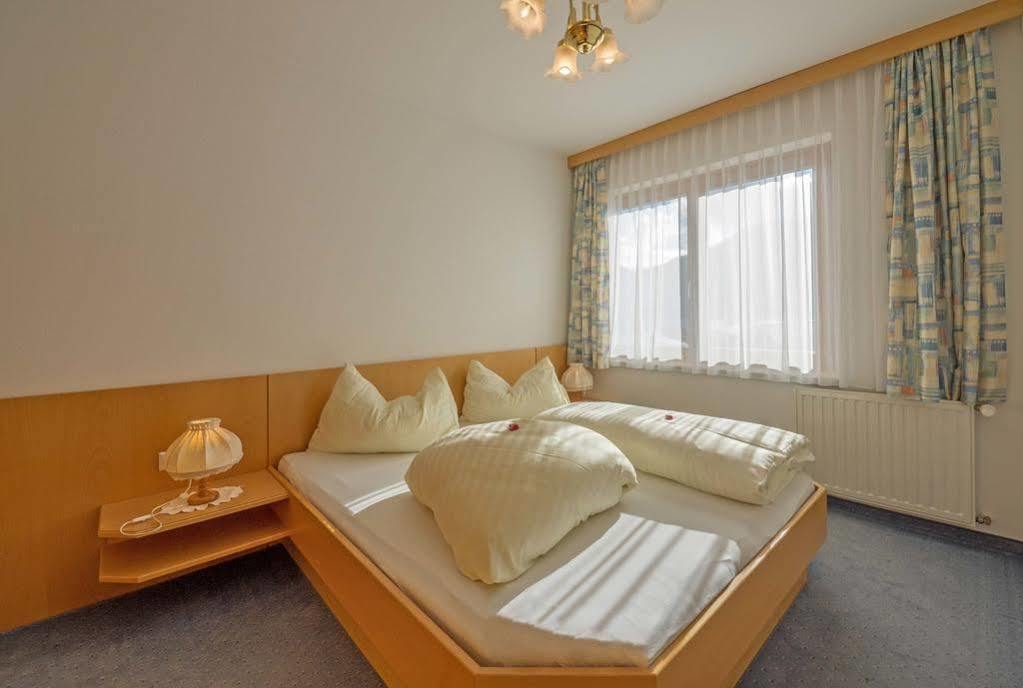 Haus Schluder - Familie Stanitzer Hotell Weissensee Eksteriør bilde