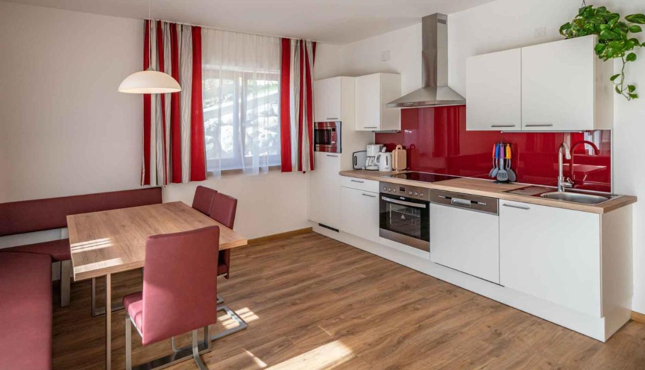 Haus Schluder - Familie Stanitzer Hotell Weissensee Eksteriør bilde
